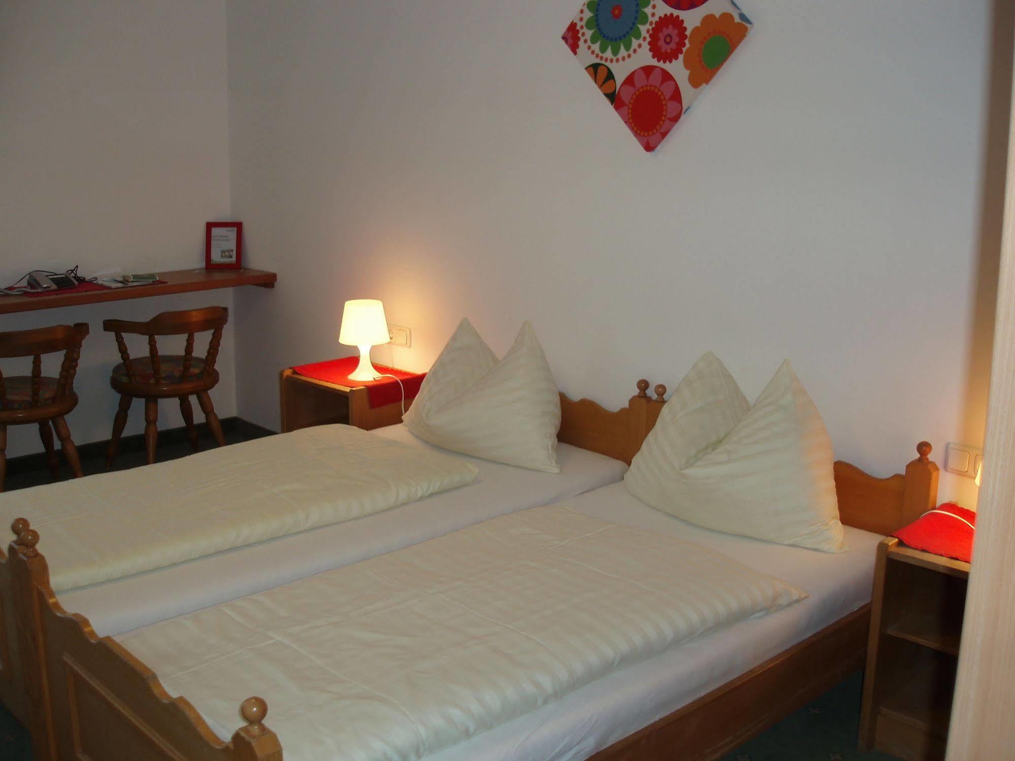 Hotel Apart Garni Heisenhof Westendorf Zimmer foto